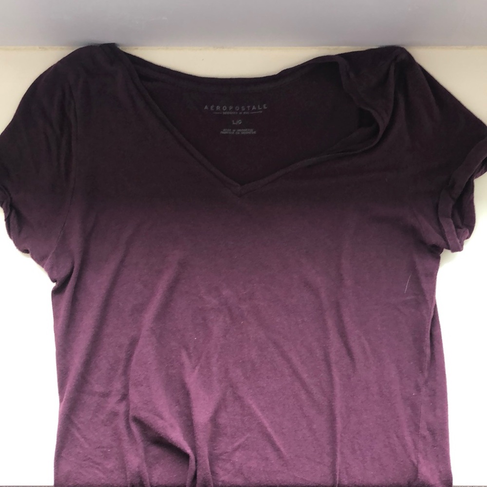 Aeropostale large maroon tee
